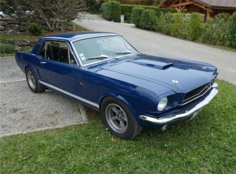 FORD Mustang Hardtop V8
